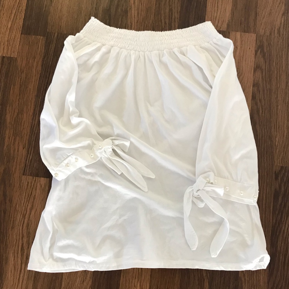 White long sleeve shirt from Italy size Medium